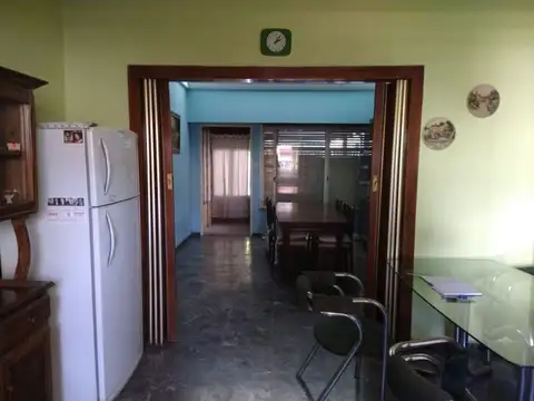 Hudson 4600 , Piso 2