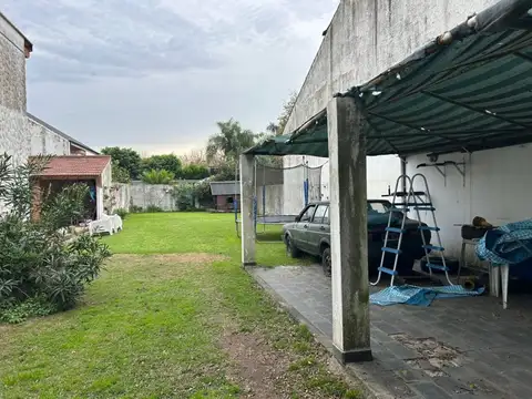 LOTE EN VENTA SOBRE CALLE NOTHER ENTRE DE KAY Y CARLOS PELLEGRINI