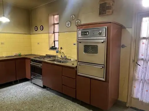 Depto Tipo Casa 4 ambientes con 2 baños