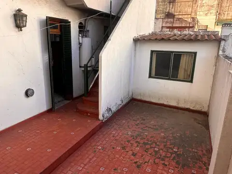 Depto Tipo Casa en Venta en Flores Sur, USD 148.000