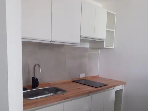 Julio Argentino Roca 612 | 2do Piso | Dto