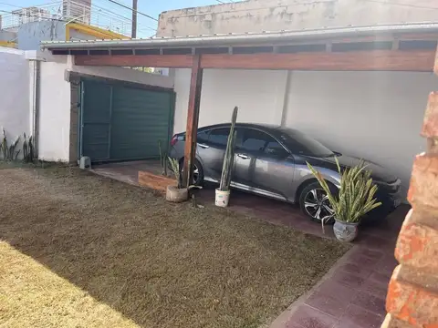 SE VENDE CASA EN OBSERVATORIO