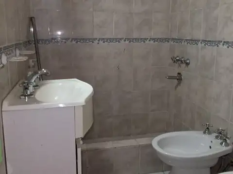 B Monteagudo 817 900, Piso 1