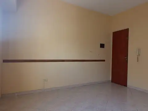 B Monteagudo 817 900, Piso 1