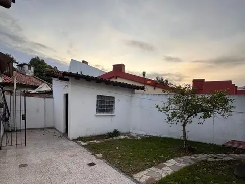 Socrates 2200, Piso PB