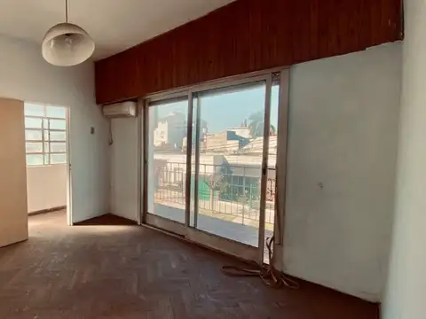 PH 3 ambientes con balcon y terraza. Villa Bosch