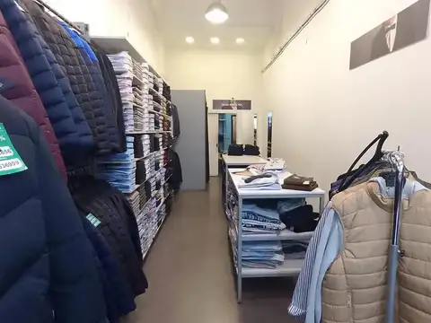 Local en Venta en Flores, USD 500.000