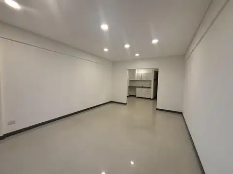 Oficina en Venta con 1 cochera