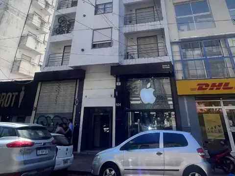 Monoambiente en Venta. Al Frente Luminoso. Excelente Zona