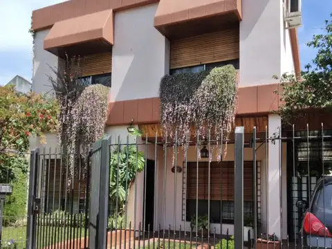 CASA EN VENTA EN BELLA VISTA