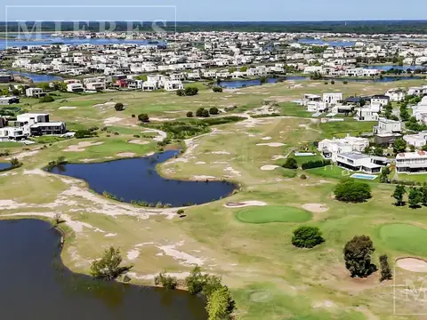 Lote a Laguna en Venta Barrio Cantón Norte