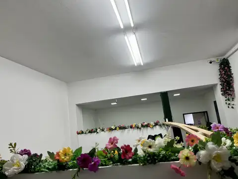 Local en venta en Liniers