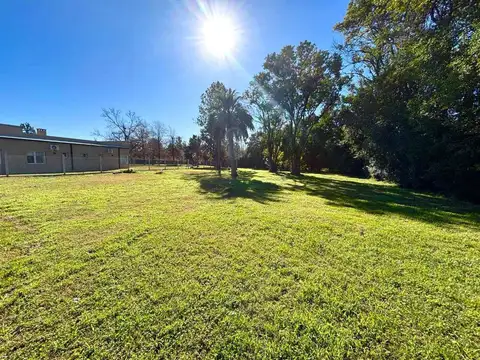 Terreno en Venta de 913,0 m2