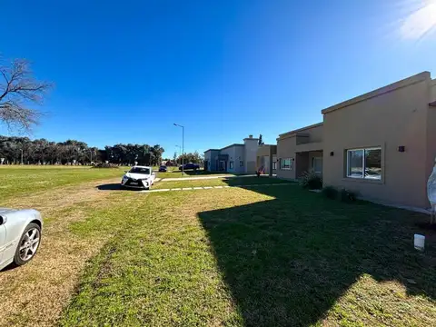 VENTA LOTE BARRIO LOMA DEL SOL - LUJAN