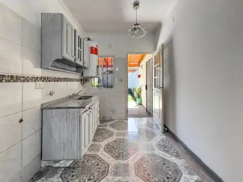 Depto Tipo Casa en Venta con 1 cocheras