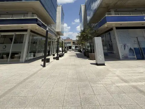 Local en venta en Caamaño