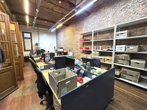 Oficina comercial apta vivienda Pasaje de la Piedad