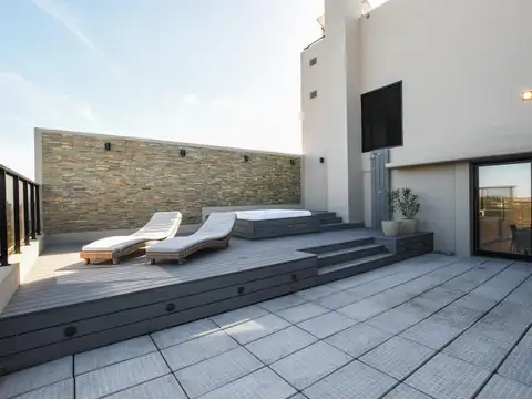 Departamento en  Venta 3 dormitorios Av Pellegrini al frente