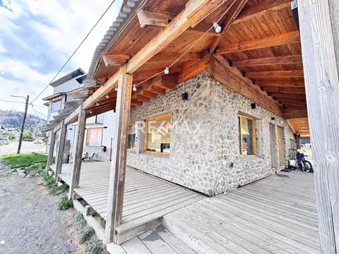 Casa 5 ambientes con 2 baños