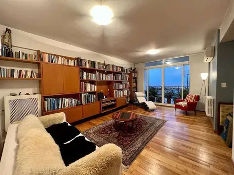 Av Del Libertador 700