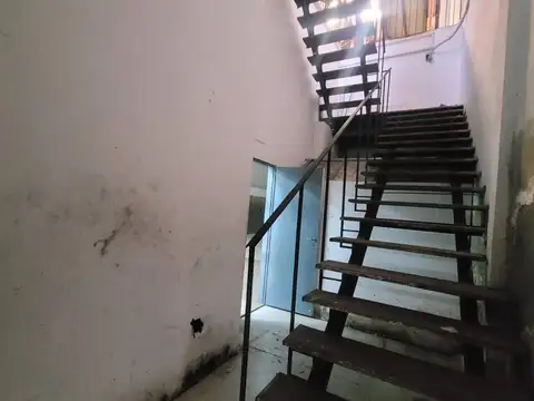 Galpon en Venta 10  mts Frente