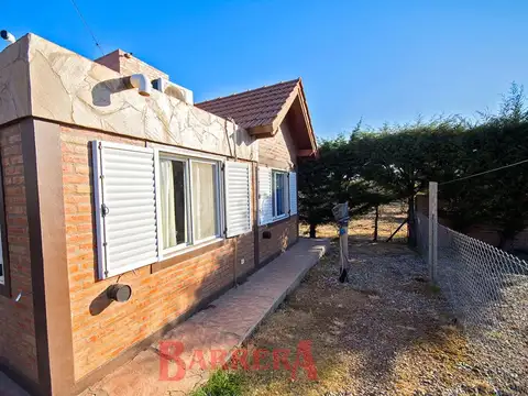 Casa 3 ambientes con 2 baños