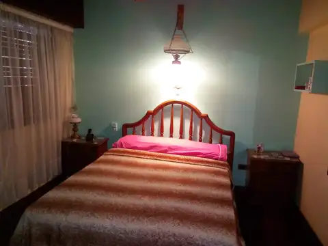 Hipólito Yrigoyen 1100