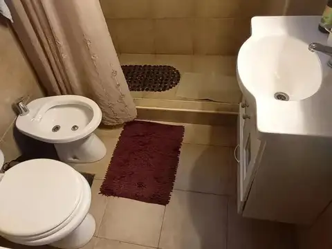 Venta Casa en Lote propio 6 ambientes, escucho ofertas!