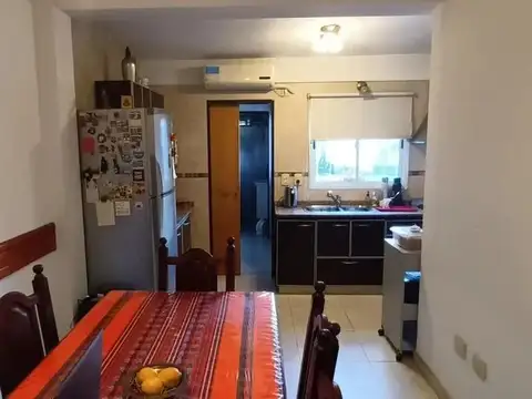 Casa 6 ambientes con 3 baños