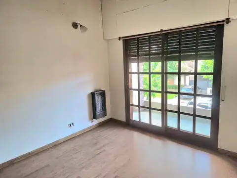 Casa en Alquiler al Este