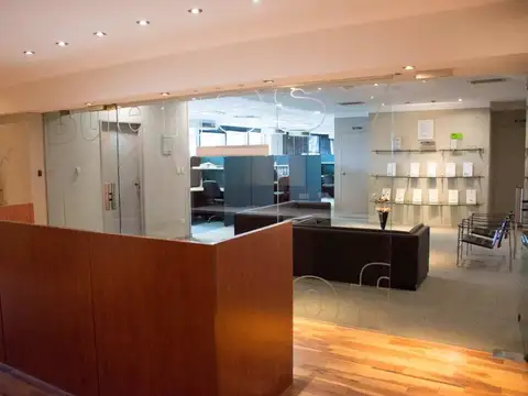 VENTA OFICINA 2PISOS MONSERRAT EDIFICIO LA PRENSA