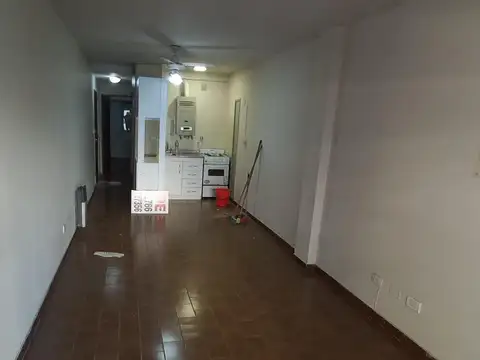 Departamento en Alquiler en Centro, $ 300.000