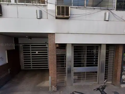 VENTA COCHERA ZONA RÍO