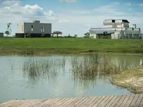 Terreno en Venta en Loma Verde, USD 32.000