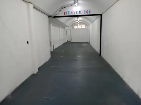 Local en alquiler en Pompeya