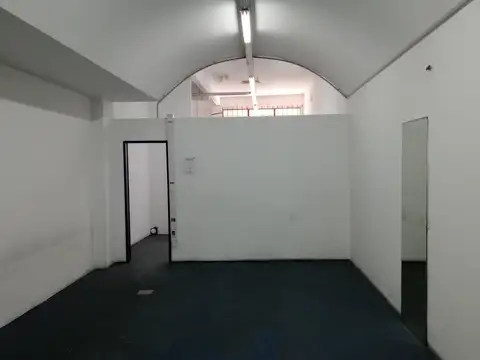 Local en alquiler en Pompeya