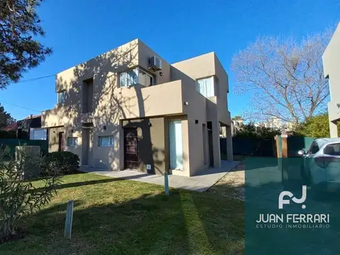 Dúplex en venta c/ cochera en Monte Hermoso