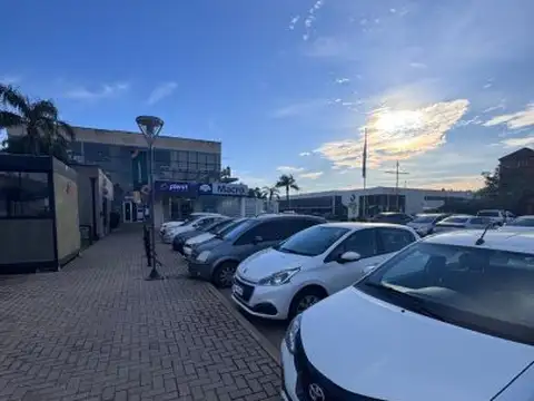 Oficina en Fisherton Plaza Open Mall