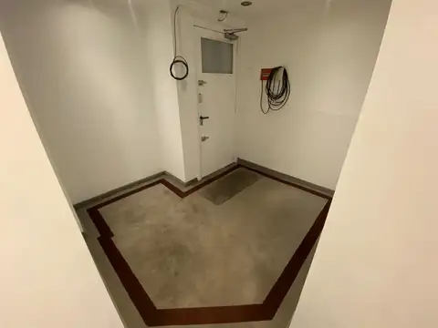 Oficina en Venta al Este