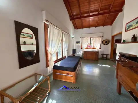 Casa en Alquiler Temporal con 2 cocheras