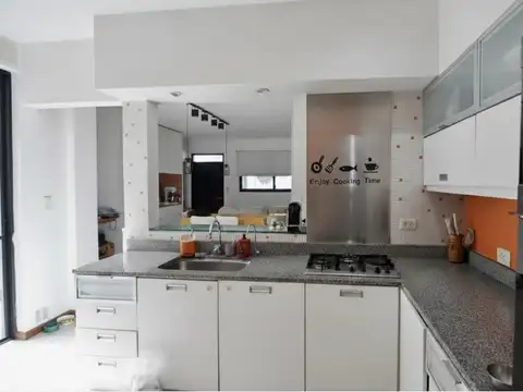 Depto Tipo Casa en Venta con 1 cocheras