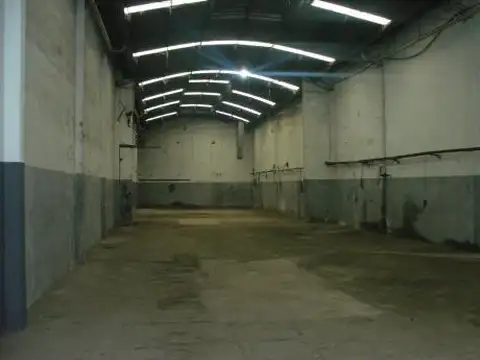 Galpon en Venta en Loma Hermosa, USD 290.000