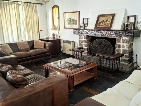 Quinta en Alquiler Temporal con 4 cocheras