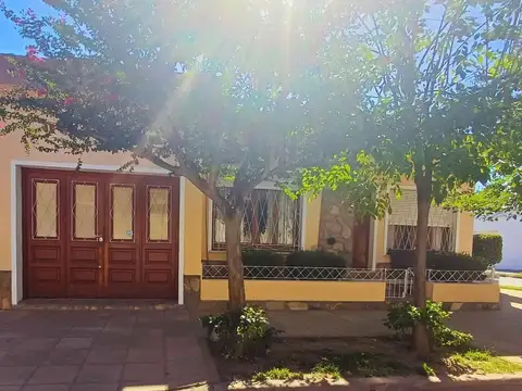 25 de Mayo al 1600 - APTA CRÉDITO