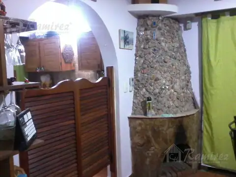 Casa 3 ambientes con 1 baño