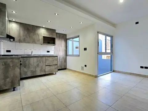 Depto Tipo Casa 3 ambientes con 1 baño