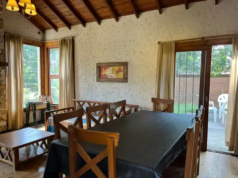 Casa en Alquiler Temporal con 1 cochera