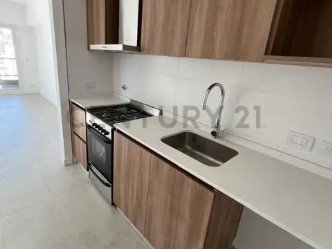 Rio de Janeiro 500, Piso 7