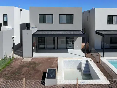 Casa en Venta en Barrio Cerrado El Aljibe, Pilar, GBA Norte
