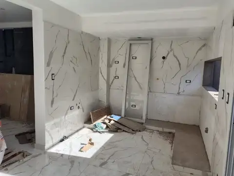 Depto Tipo Casa en Venta en Maipu, USD 145.000